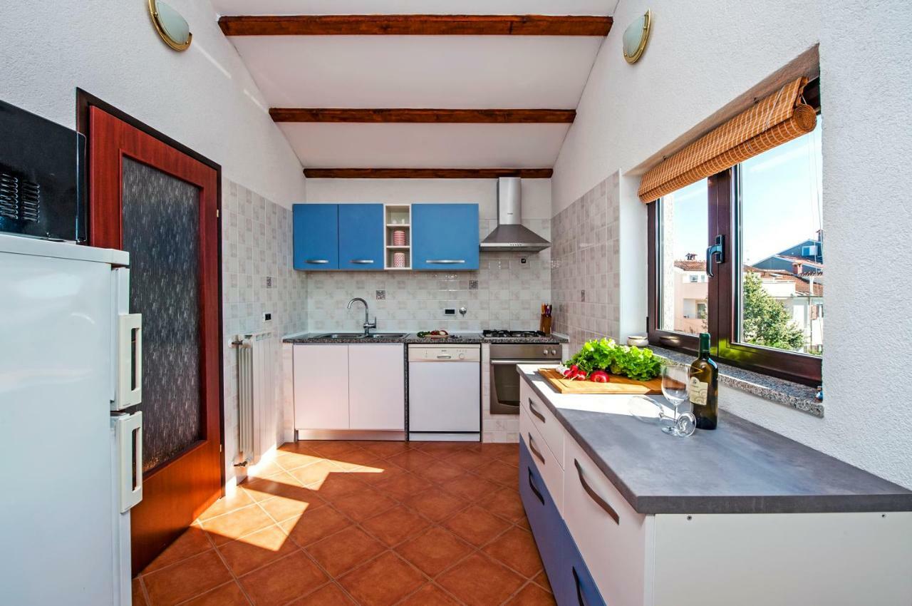 Apartment Bora Ровинь Экстерьер фото